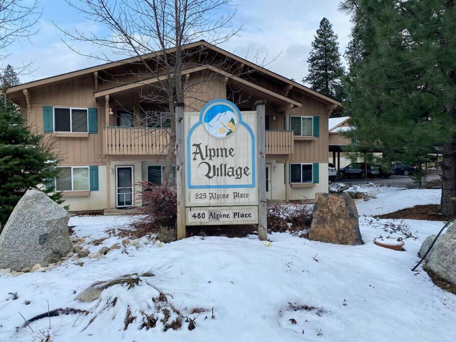 Walk To Downtown Leavenworth * Sleeps 6 + Pets * Ground Level Gem! Apartment Exterior photo