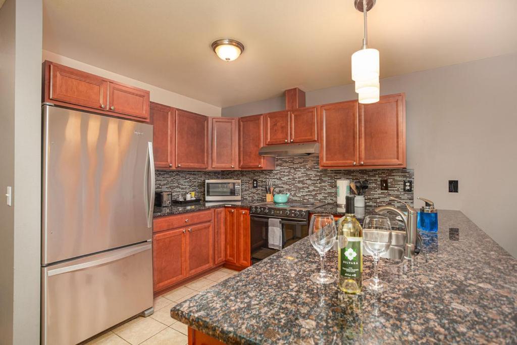 Walk To Downtown Leavenworth * Sleeps 6 + Pets * Ground Level Gem! Apartment Exterior photo
